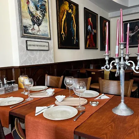 Hotell Hotel Central Balchik 2*