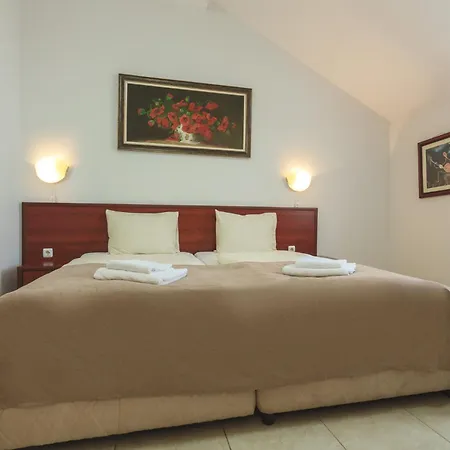 Hotel Central Balchik Baltjik