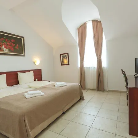 Hotel Central Balchik Baltjik