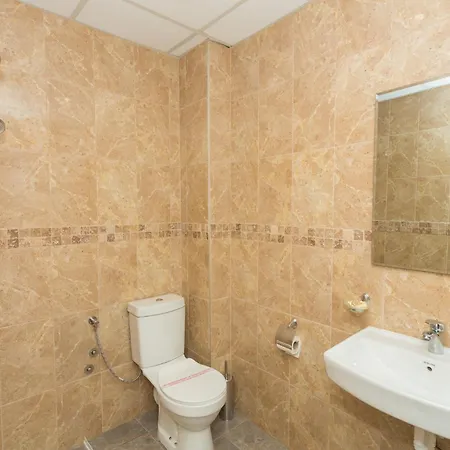 Hotel Central Balchik 2* バルチク